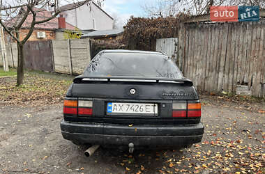 Седан Volkswagen Passat 1991 в Харькове