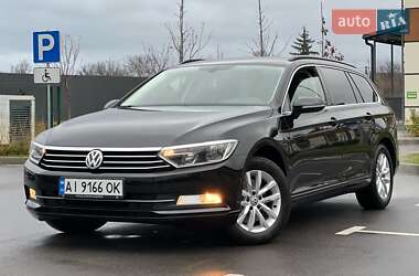Універсал Volkswagen Passat 2015 в Києві