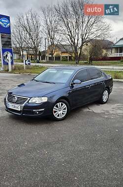 Седан Volkswagen Passat 2005 в Чемеровцах