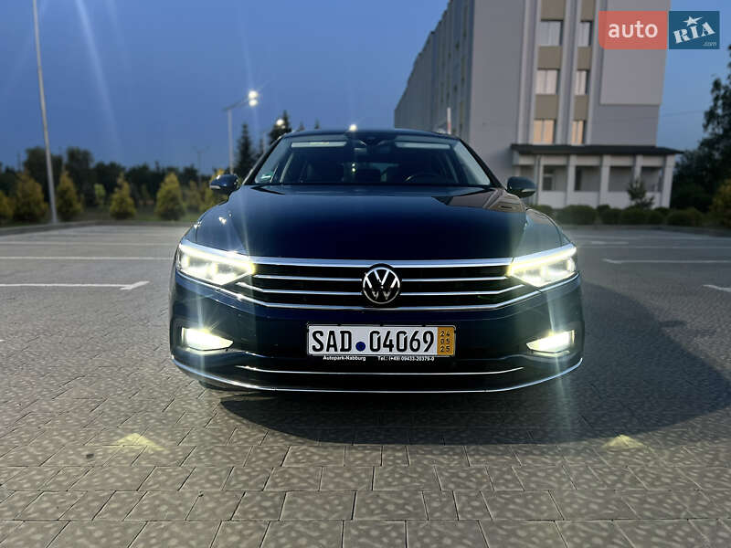 Универсал Volkswagen Passat 2020 в Львове фото 43 Универсал Volkswagen Passat 2020 в Львове