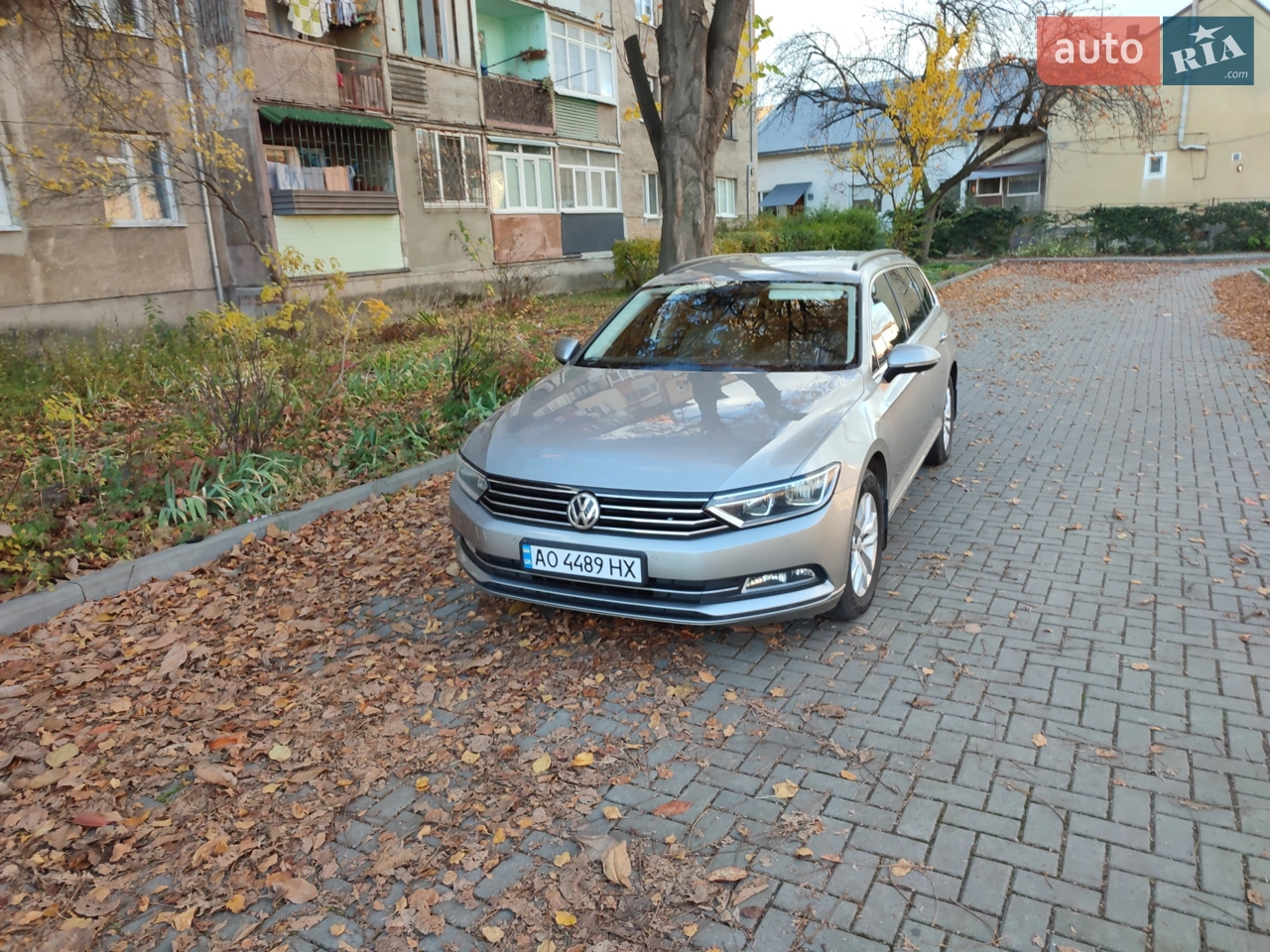 2016 Volkswagen Passat - мініатюра 9