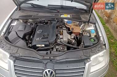 Седан Volkswagen Passat 2004 в Миколаєві