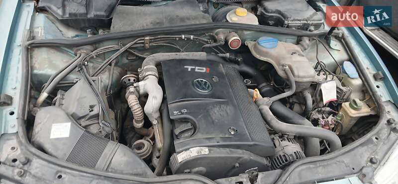 Седан Volkswagen Passat 2000 в Ракитном