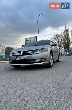 Седан Volkswagen Passat 2012 в Нікополі