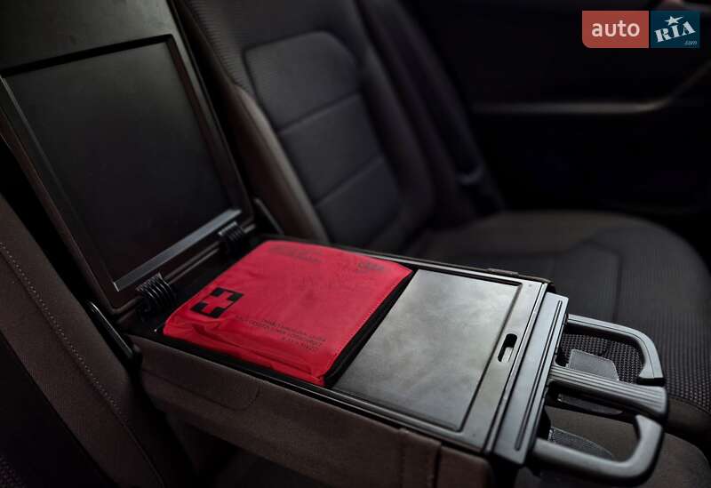 Универсал Volkswagen Passat 2013 в Запорожье