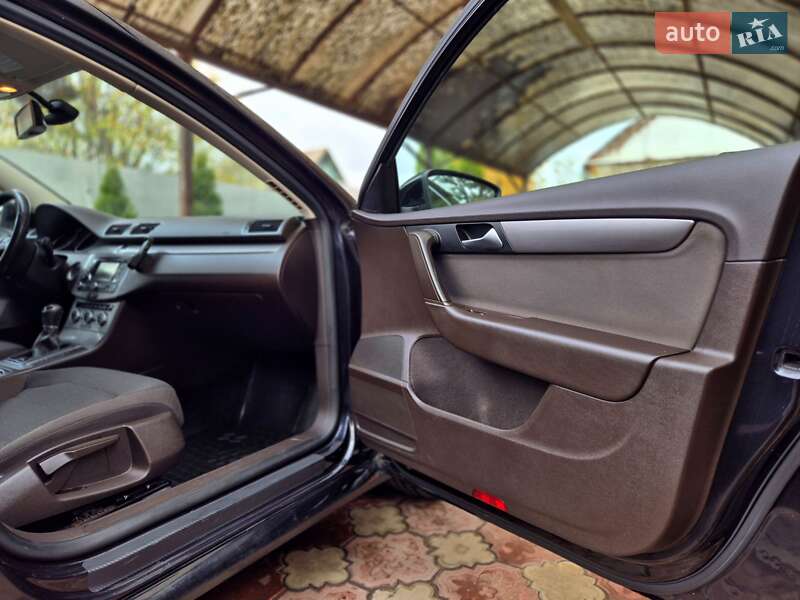 Универсал Volkswagen Passat 2013 в Запорожье