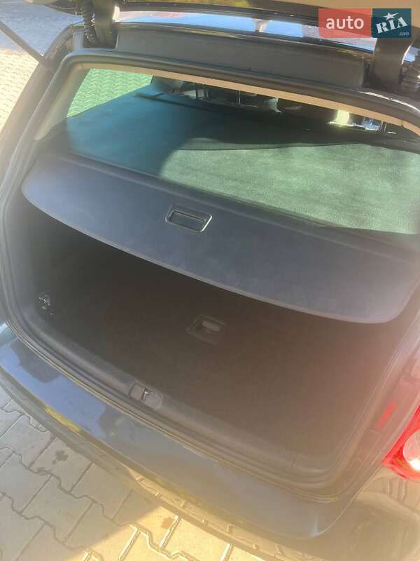 Универсал Volkswagen Passat 2010 в Тернополе