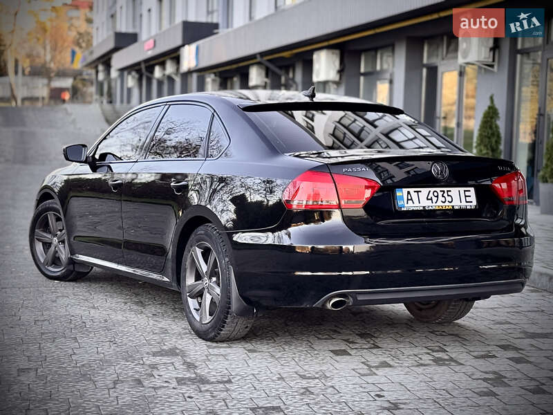 Седан Volkswagen Passat 2012 в Львове
