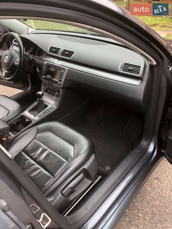 Универсал Volkswagen Passat 2011 в Стрые фото 10 Универсал Volkswagen Passat 2011 в Стрые