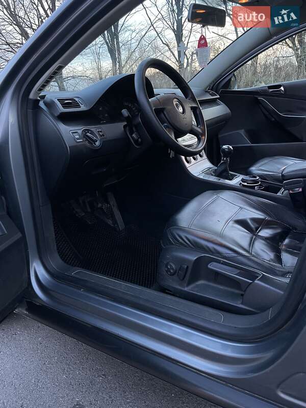 Седан Volkswagen Passat 2007 в Ивано-Франковске фото 6 Седан Volkswagen Passat 2007 в Ивано-Франковске