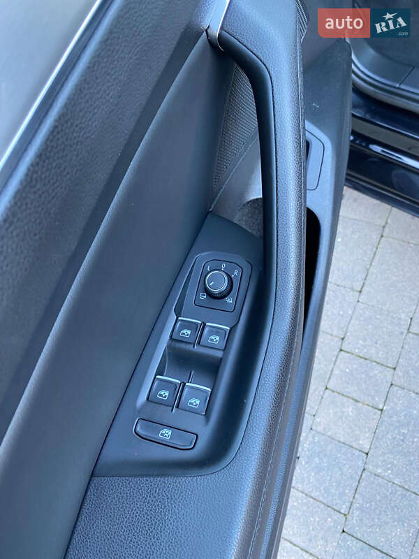 Универсал Volkswagen Passat 2019 в Луцке