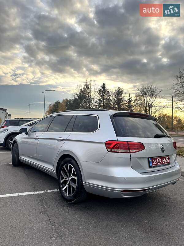 Универсал Volkswagen Passat 2016 в Ровно