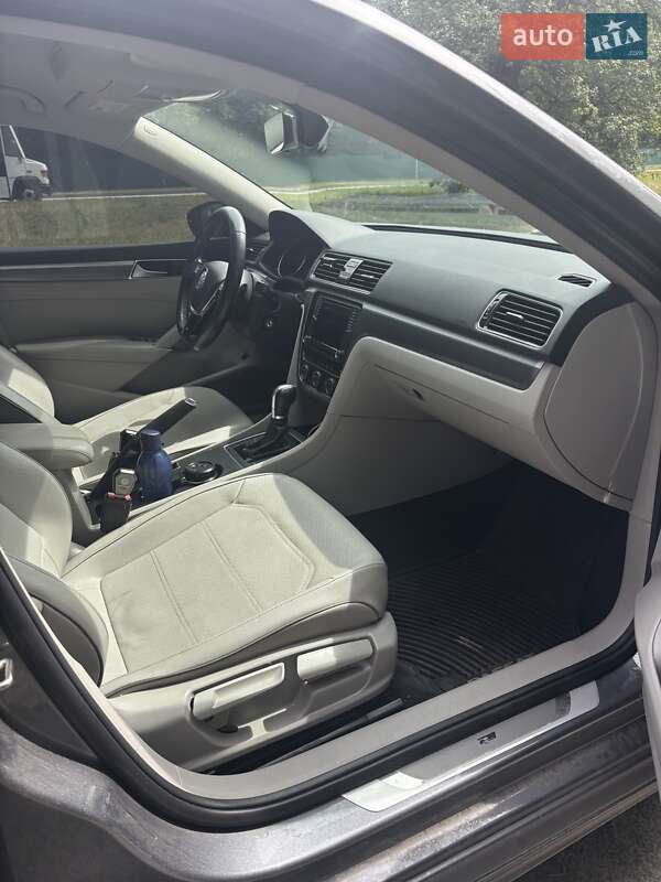 Седан Volkswagen Passat 2018 в Киеве фото 9 Седан Volkswagen Passat 2018 в Киеве