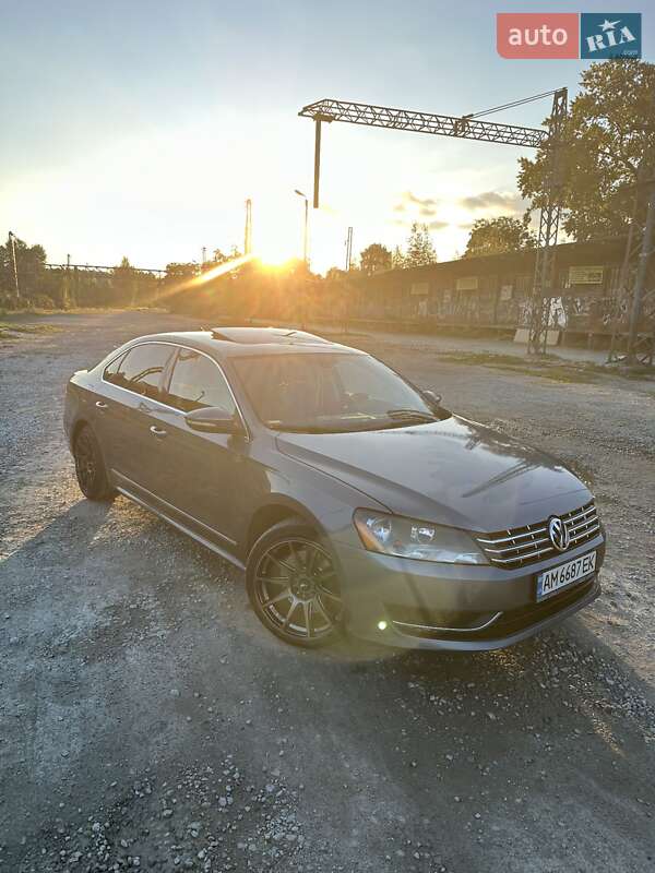 Седан Volkswagen Passat 2012 в Бердичеве