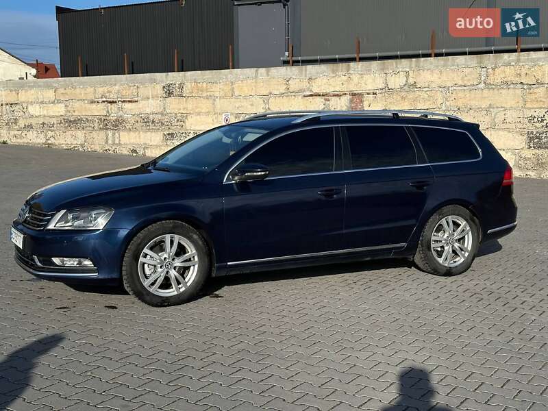 Volkswagen Passat 2011 Volkswagen Passat 2011