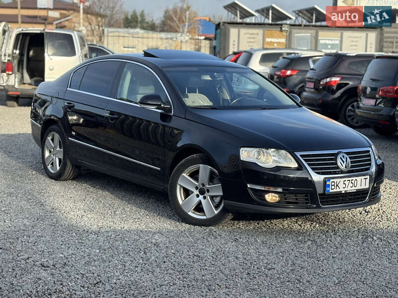 Седан Volkswagen Passat 2009 в Сарнах