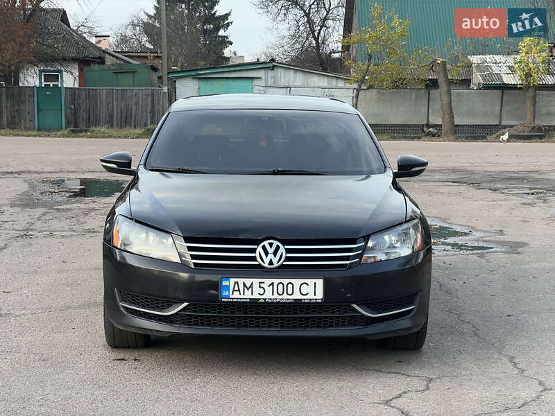 Седан Volkswagen Passat 2011 в Чернигове