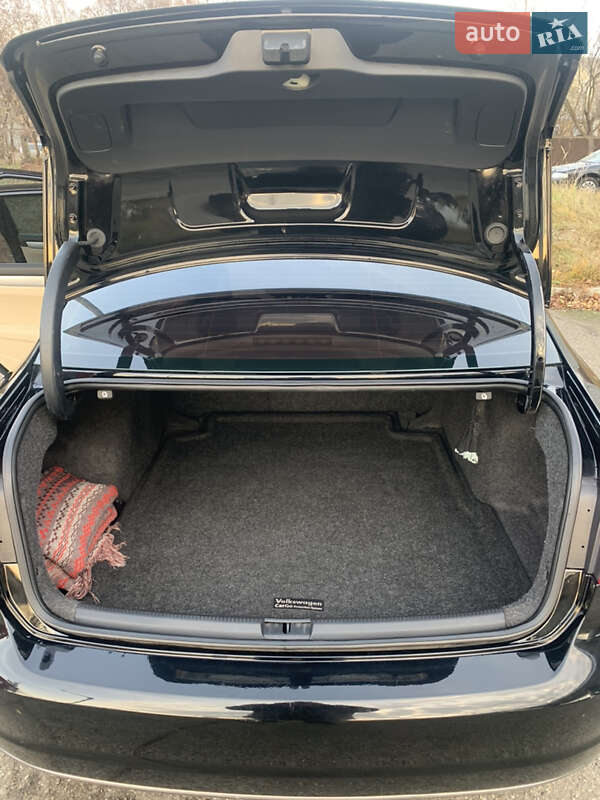 Седан Volkswagen Passat 2012 в Чернігові фото 13 Седан Volkswagen Passat 2012 в Чернігові