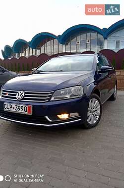 Універсал Volkswagen Passat 2011 в Сумах