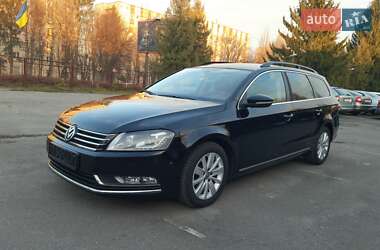 Універсал Volkswagen Passat 2012 в Хмельницькому