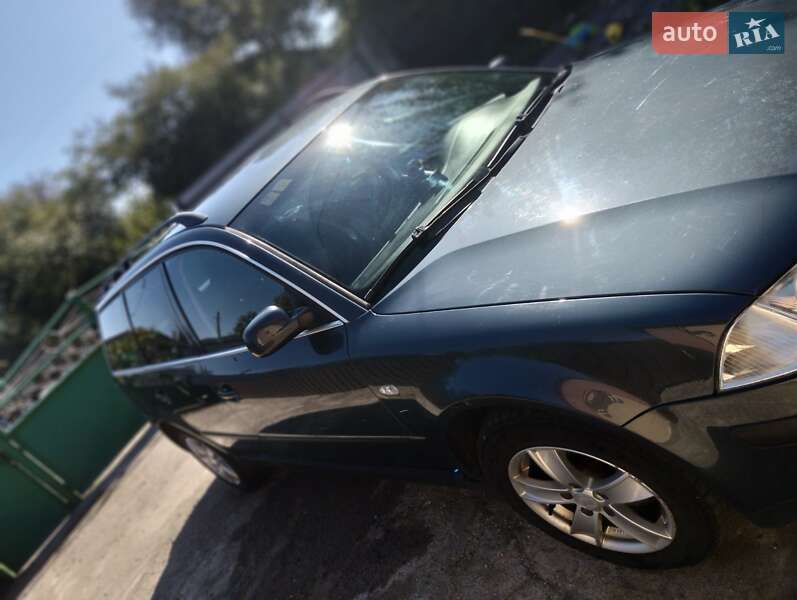 Универсал Volkswagen Passat 2003 в Хмельнике фото 7 Универсал Volkswagen Passat 2003 в Хмельнике