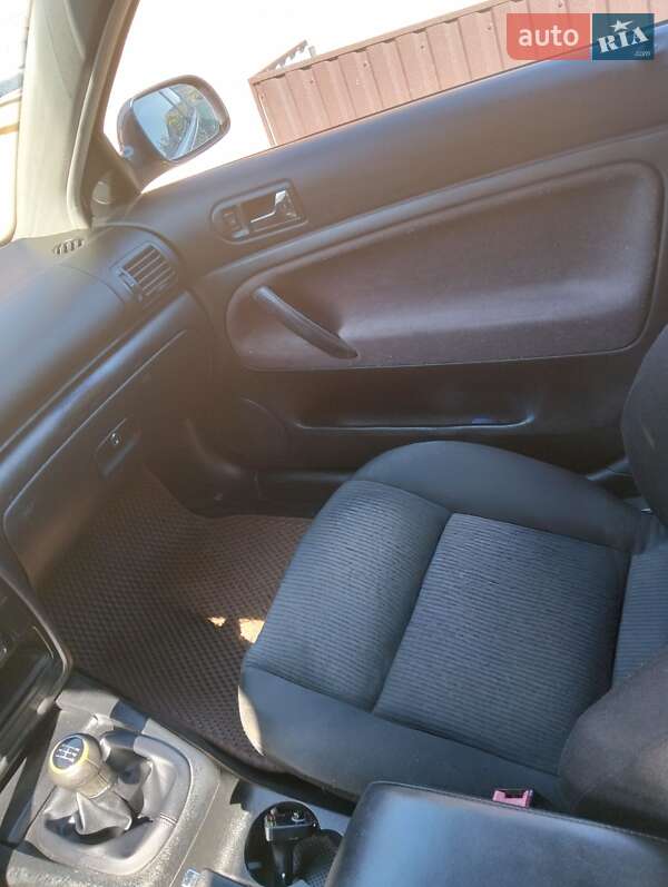 Универсал Volkswagen Passat 2003 в Хмельнике фото 12 Универсал Volkswagen Passat 2003 в Хмельнике