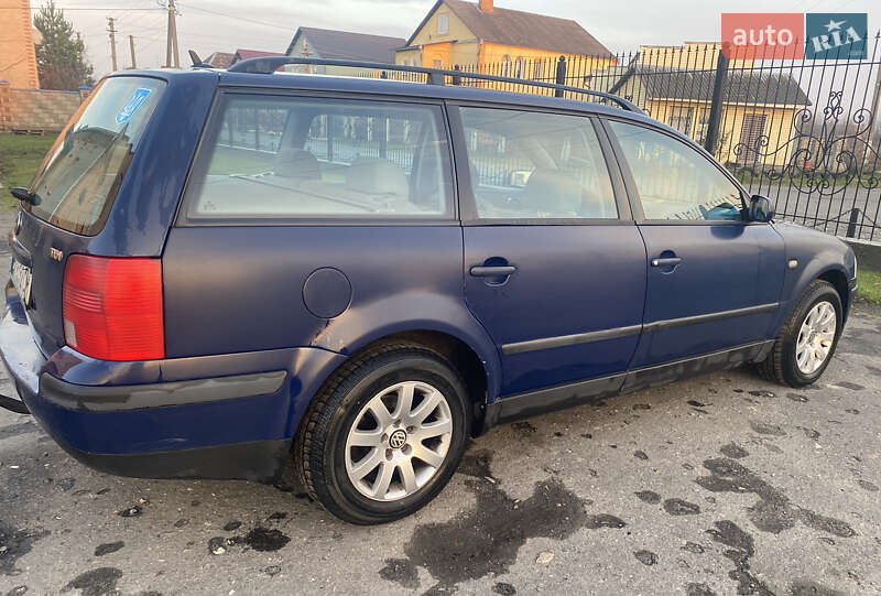 Универсал Volkswagen Passat 2000 в Млинове