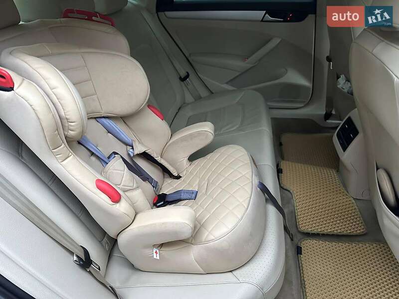 Седан Volkswagen Passat 2012 в Одессе фото 15 Седан Volkswagen Passat 2012 в Одессе