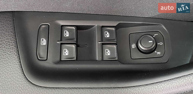 Универсал Volkswagen Passat 2020 в Львове фото 15 Универсал Volkswagen Passat 2020 в Львове