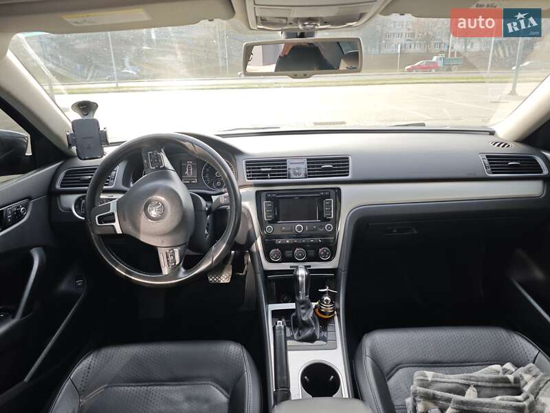 Седан Volkswagen Passat 2013 в Львове фото 17 Седан Volkswagen Passat 2013 в Львове