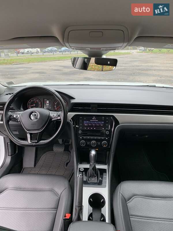 Седан Volkswagen Passat 2020 в Харькове фото 23 Седан Volkswagen Passat 2020 в Харькове