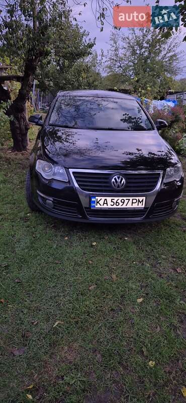 Седан Volkswagen Passat 2006 в Киеве