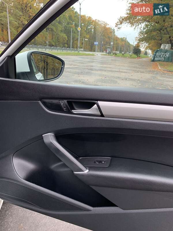 Седан Volkswagen Passat 2020 в Харькове фото 22 Седан Volkswagen Passat 2020 в Харькове