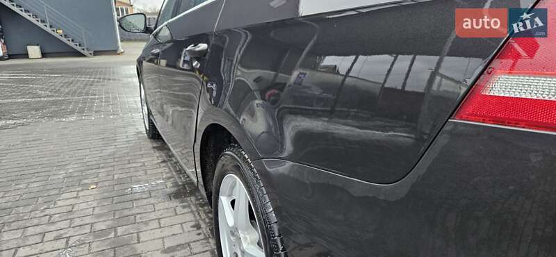 Універсал Volkswagen Passat 2011 в Ківерцях