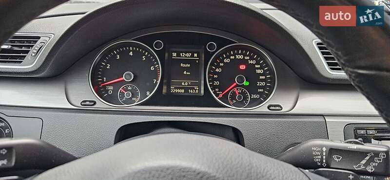 Універсал Volkswagen Passat 2011 в Ківерцях