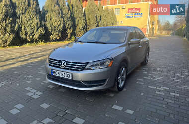 Седан Volkswagen Passat 2013 в Львові