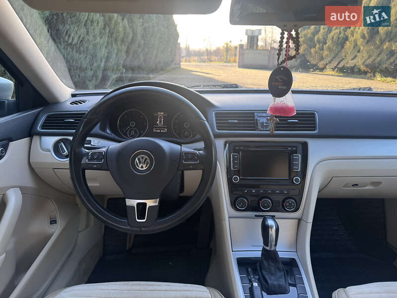 Седан Volkswagen Passat 2013 в Львове фото 13 Седан Volkswagen Passat 2013 в Львове