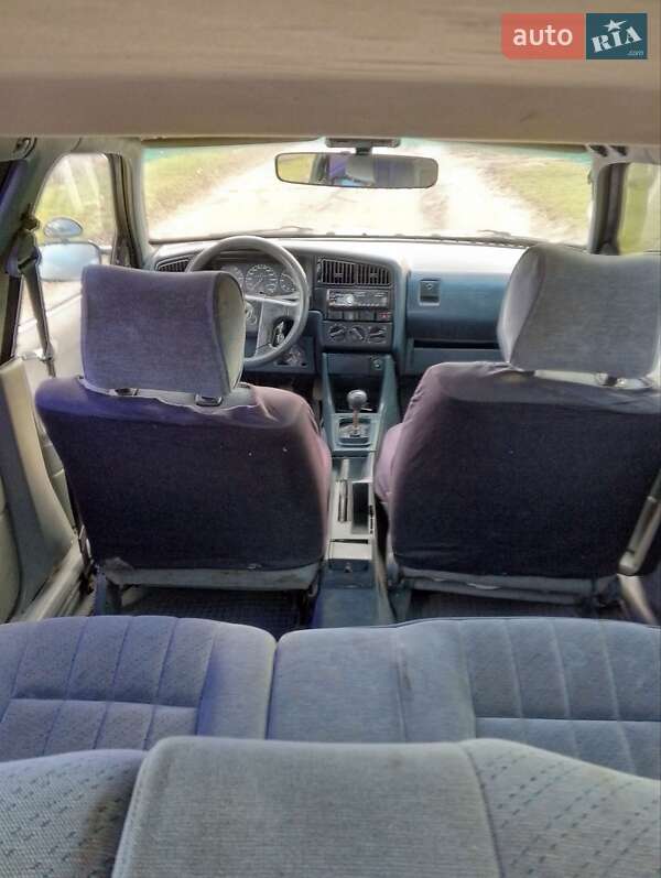 Универсал Volkswagen Passat 1993 в Сарнах фото 7 Универсал Volkswagen Passat 1993 в Сарнах