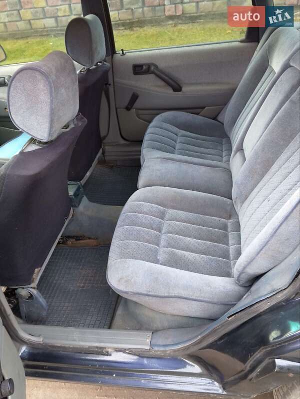 Универсал Volkswagen Passat 1993 в Сарнах фото 8 Универсал Volkswagen Passat 1993 в Сарнах