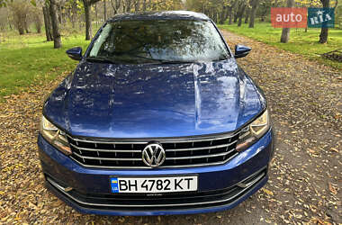 Седан Volkswagen Passat 2015 в Одесі