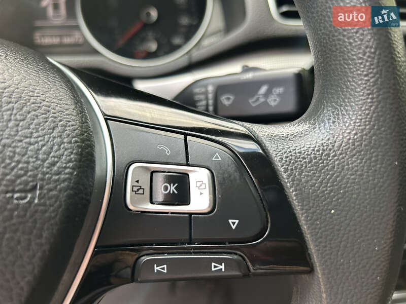 Седан Volkswagen Passat 2015 в Одессе