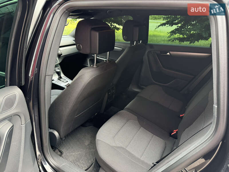 Универсал Volkswagen Passat 2014 в Киеве фото 16 Универсал Volkswagen Passat 2014 в Киеве