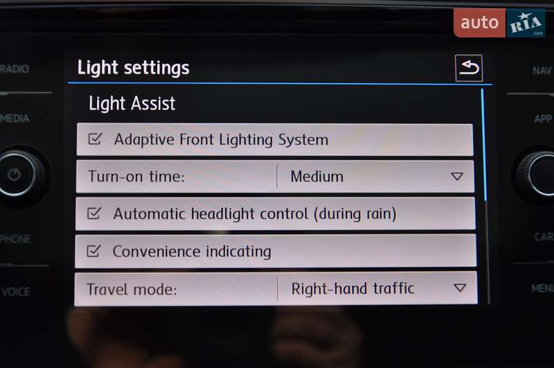 Седан Volkswagen Passat 2017 в Одессе