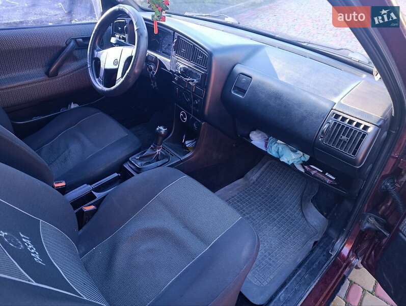 Седан Volkswagen Passat 1991 в Тернополе фото 16 Седан Volkswagen Passat 1991 в Тернополе