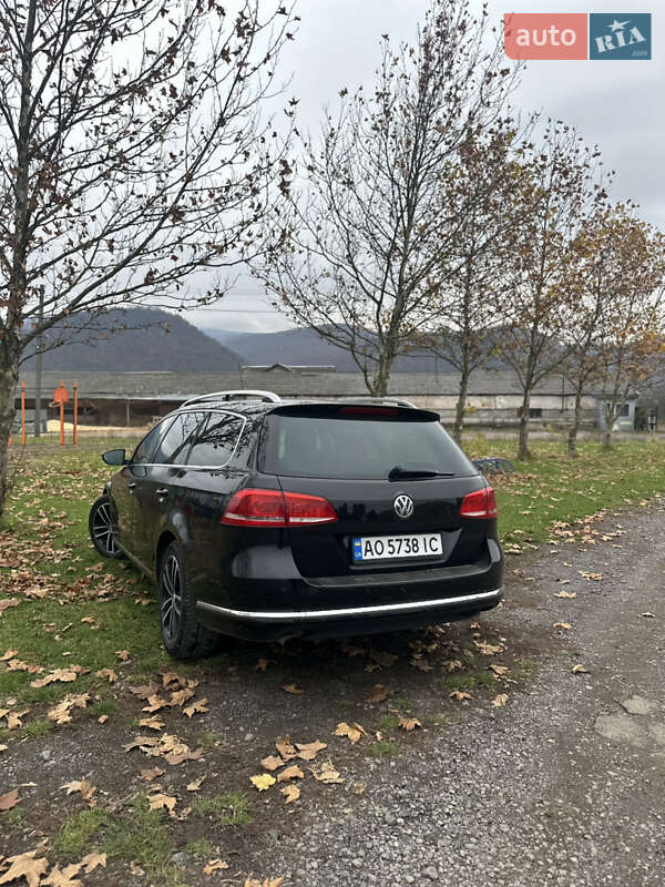 Универсал Volkswagen Passat 2011 в Ужгороде