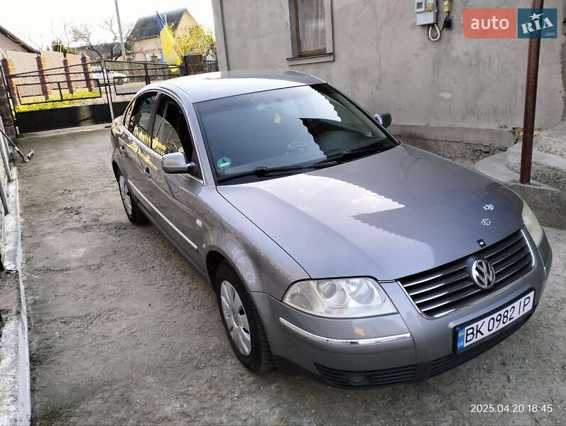 Седан Volkswagen Passat 2004 в Ровно фото 4 Седан Volkswagen Passat 2004 в Ровно