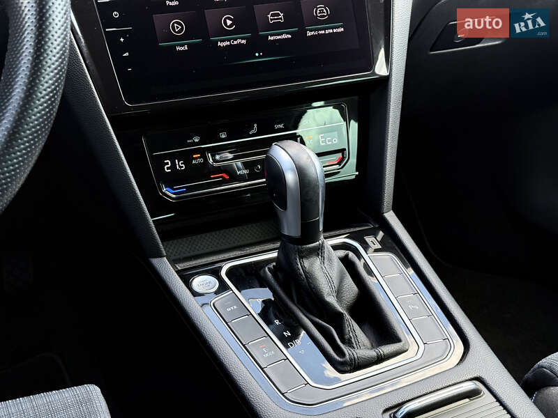 Універсал Volkswagen Passat 2021 в Львові