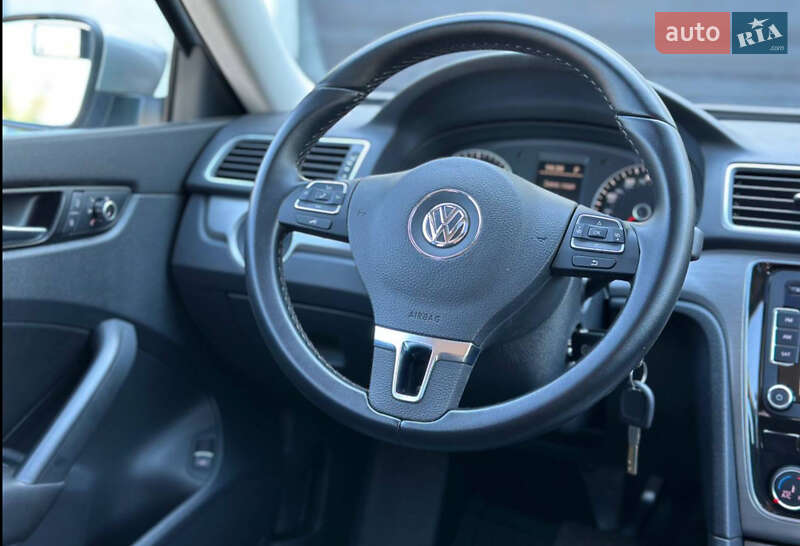 Седан Volkswagen Passat 2014 в Львове фото 13 Седан Volkswagen Passat 2014 в Львове
