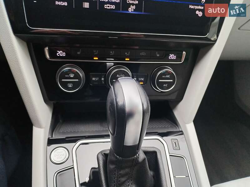 Универсал Volkswagen Passat 2020 в Черкассах