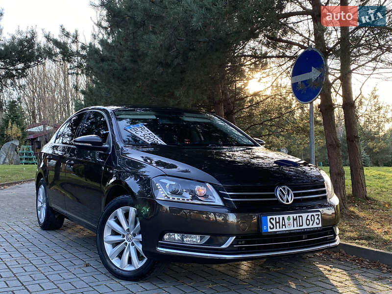 Седан Volkswagen Passat 2014 в Дрогобыче